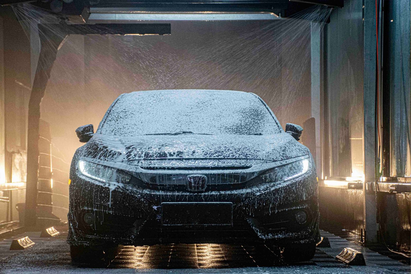 Car services in Guwahati including car wash, cleaning and maintenance by Zoziba